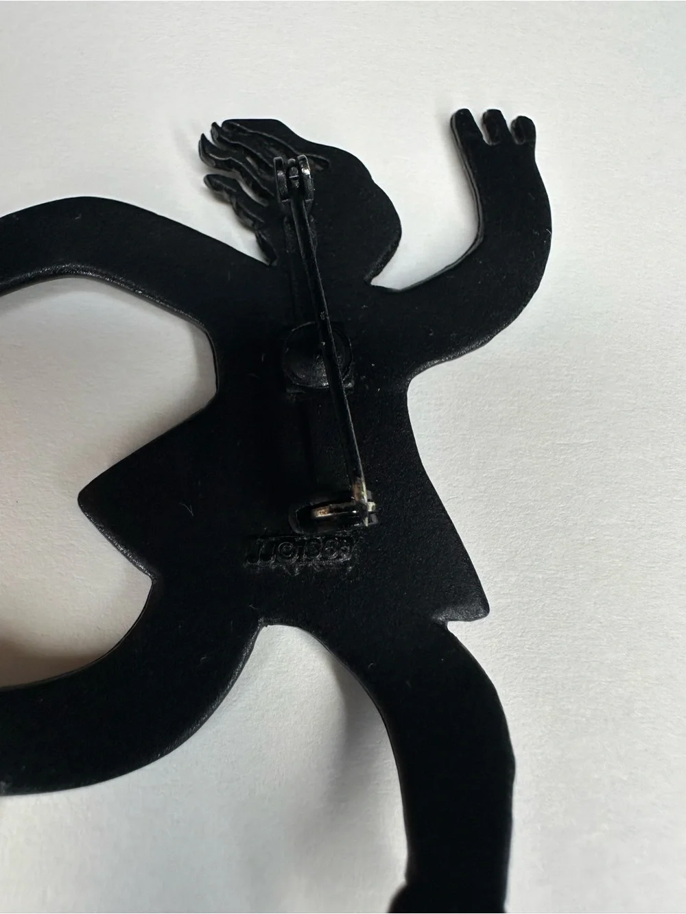 JJ Jonette 1988 Matte Black Woman Running with Purse Brooch Lapel